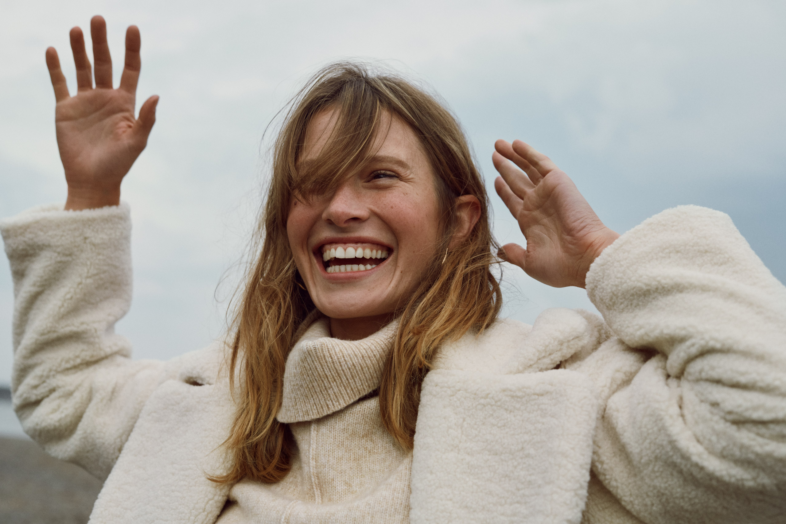 <p><span style="font-size: 12px;">photographer</span> <span style="font-weight: bold;">Angelina Bergenwall</span></p><p><span style="font-weight: bold;">H&M</span></p><div><span style="font-weight: bold;"><br></span></div>